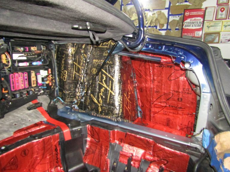 Шумоизоляция Audi A8 Stop Shum