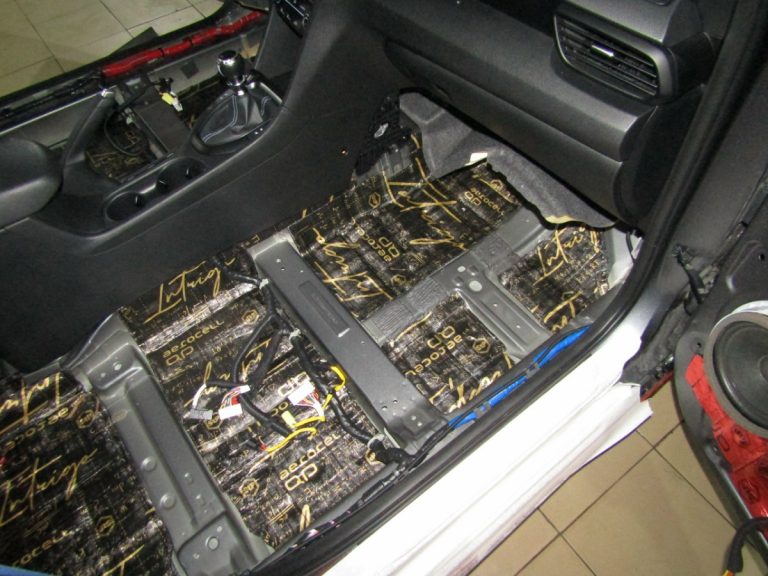 Шумоизоляция Hyundai Veloster Stop Shum
