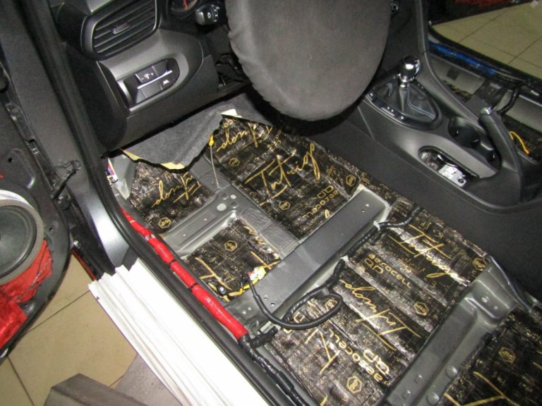 Шумоизоляция Hyundai Veloster Stop Shum