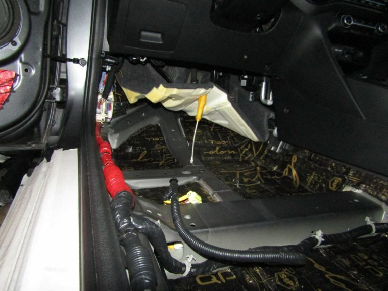 Шумоизоляция Hyundai Veloster Stop Shum