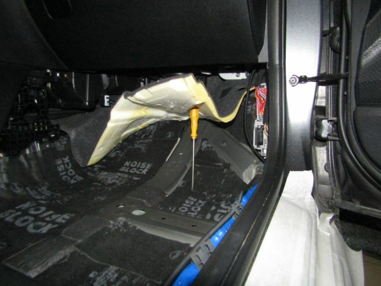 Шумоизоляция Hyundai Veloster Stop Shum