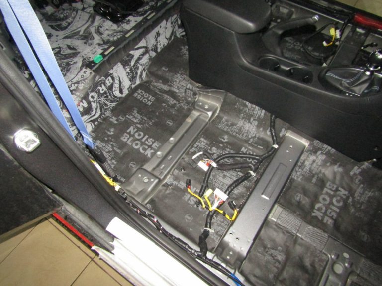 Шумоизоляция Hyundai Veloster Stop Shum