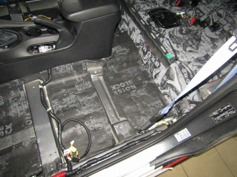 Шумоизоляция Hyundai Veloster Stop Shum