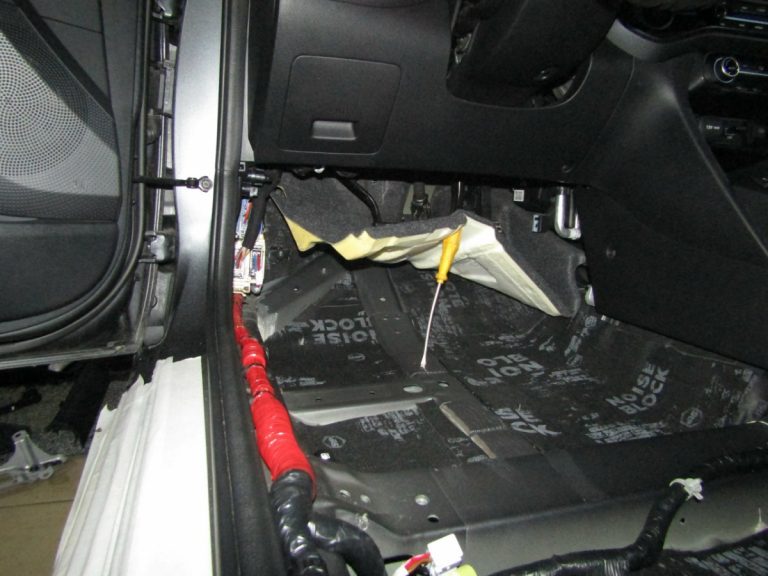 Шумоизоляция Hyundai Veloster Stop Shum