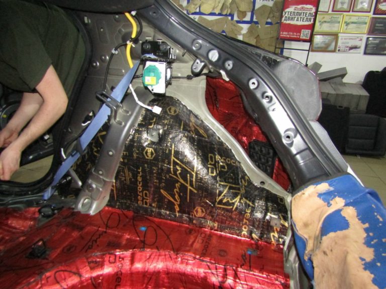 Шумоизоляция Hyundai Veloster Stop Shum