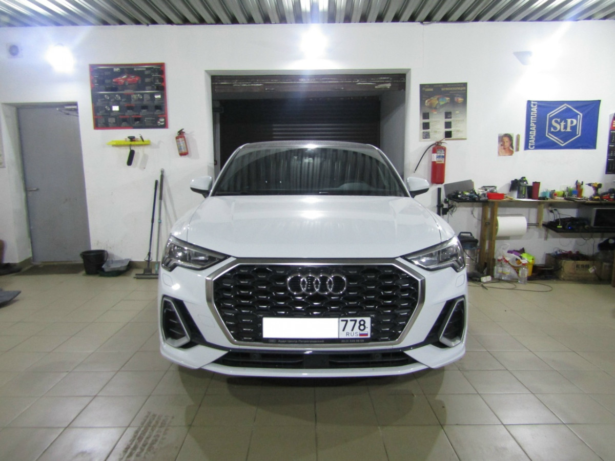 Шумоизоляция Audi Q3 Stop Shum