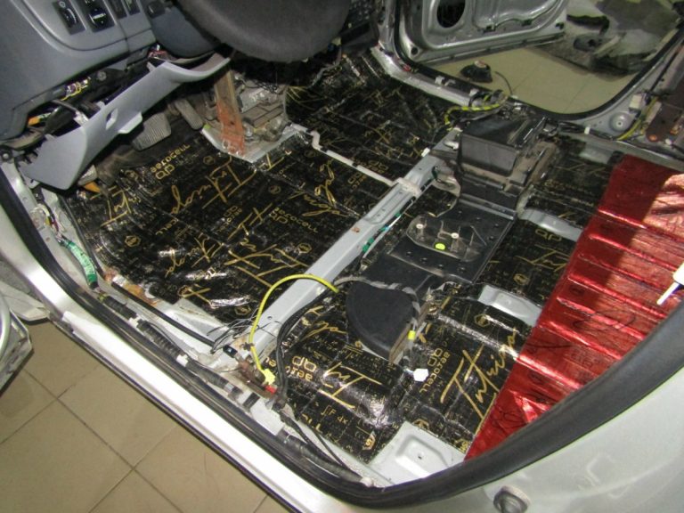 Шумоизоляция Toyota Sienna Stop Shum
