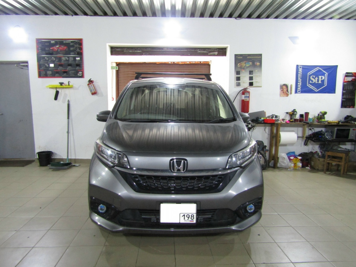Шумоизоляция Honda Freed Stop Shum