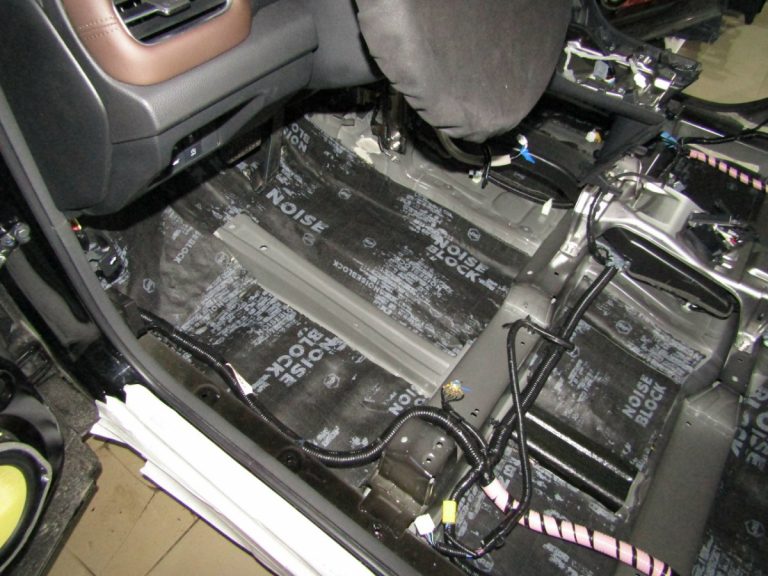 Шумоизоляция Honda UR-V Stop Shum