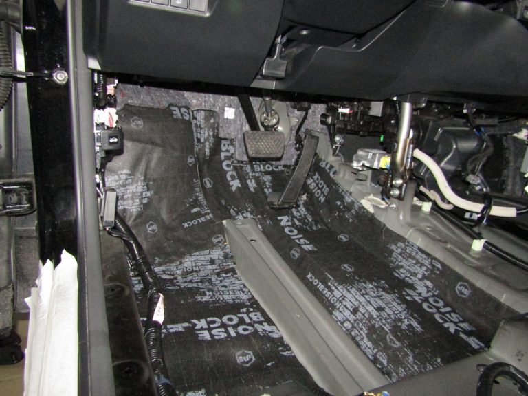 Шумоизоляция Honda UR-V Stop Shum