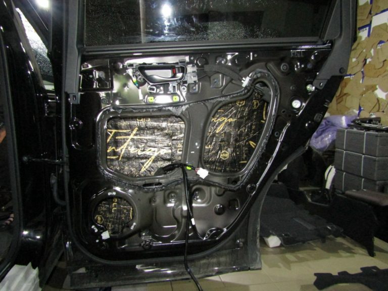 Шумоизоляция Honda UR-V Stop Shum