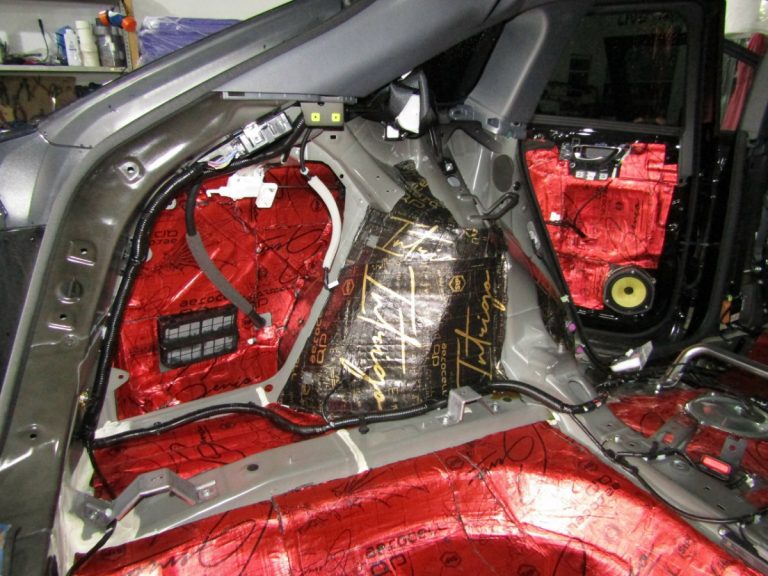 Шумоизоляция Honda UR-V Stop Shum