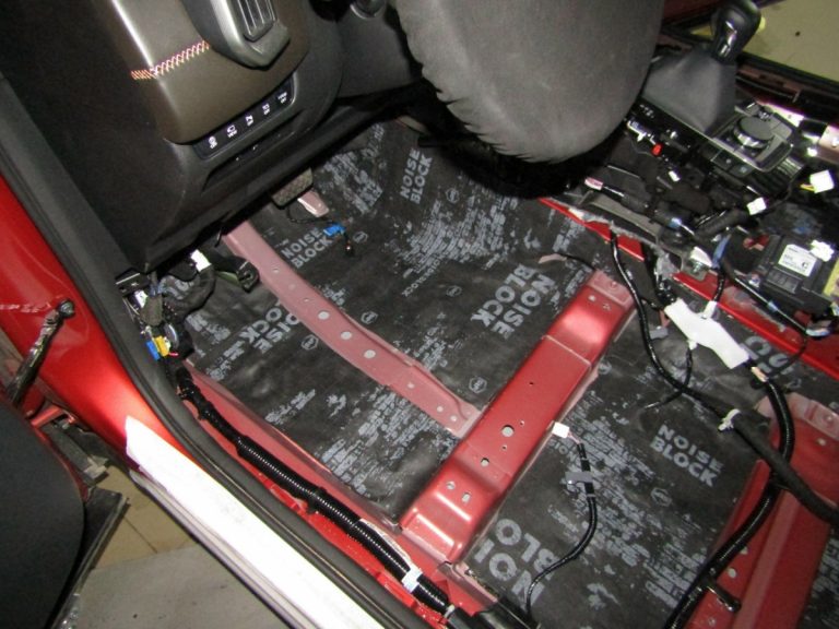 Шумоизоляция Mazda CX-50 Stop Shum