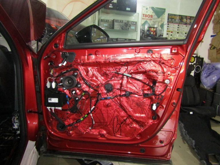 Шумоизоляция Mazda CX-50 Stop Shum