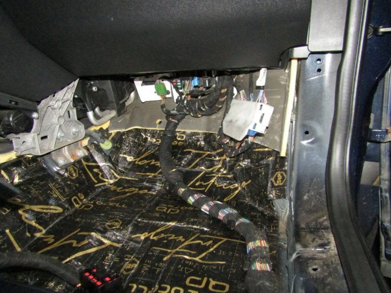 Шумоизоляция Land Rover Freelander 2 Stop Shum