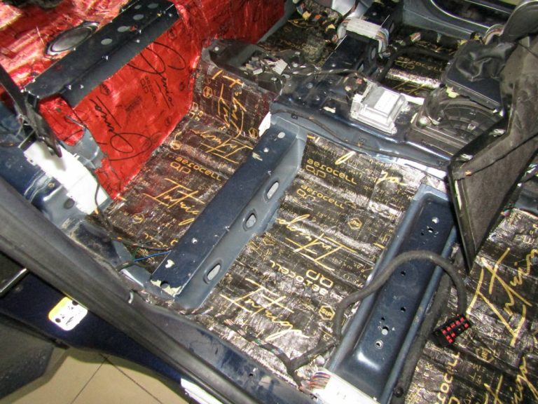 Шумоизоляция Land Rover Freelander 2 Stop Shum