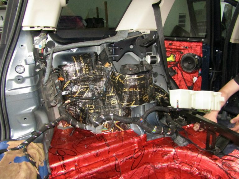 Шумоизоляция Land Rover Freelander 2 Stop Shum