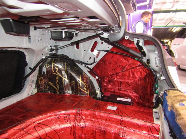 Шумоизоляция Toyota Camry XV 80 Stop Shum