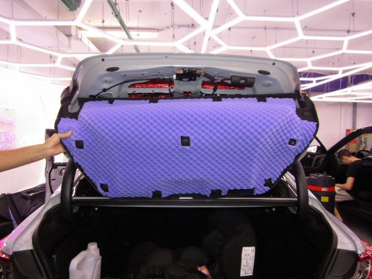 Шумоизоляция Toyota Camry XV 80 Stop Shum