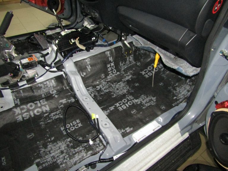 Шумоизоляция Nissan Navara D27 Stop Shum