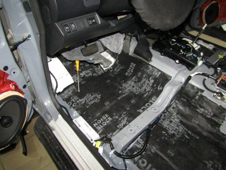 Шумоизоляция Nissan Navara D27 Stop Shum