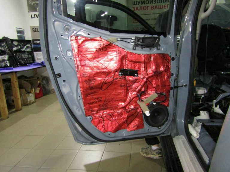 Шумоизоляция Nissan Navara D27 Stop Shum
