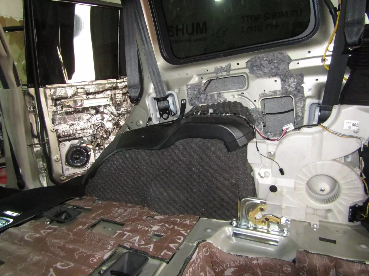 Шумоизоляция Mitsubishi Pajero 4 StopShum