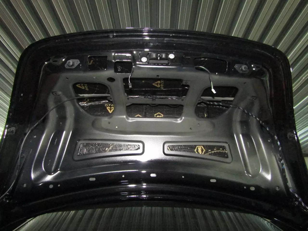 Шумоизоляция Mercedes Benz W213 StopShum