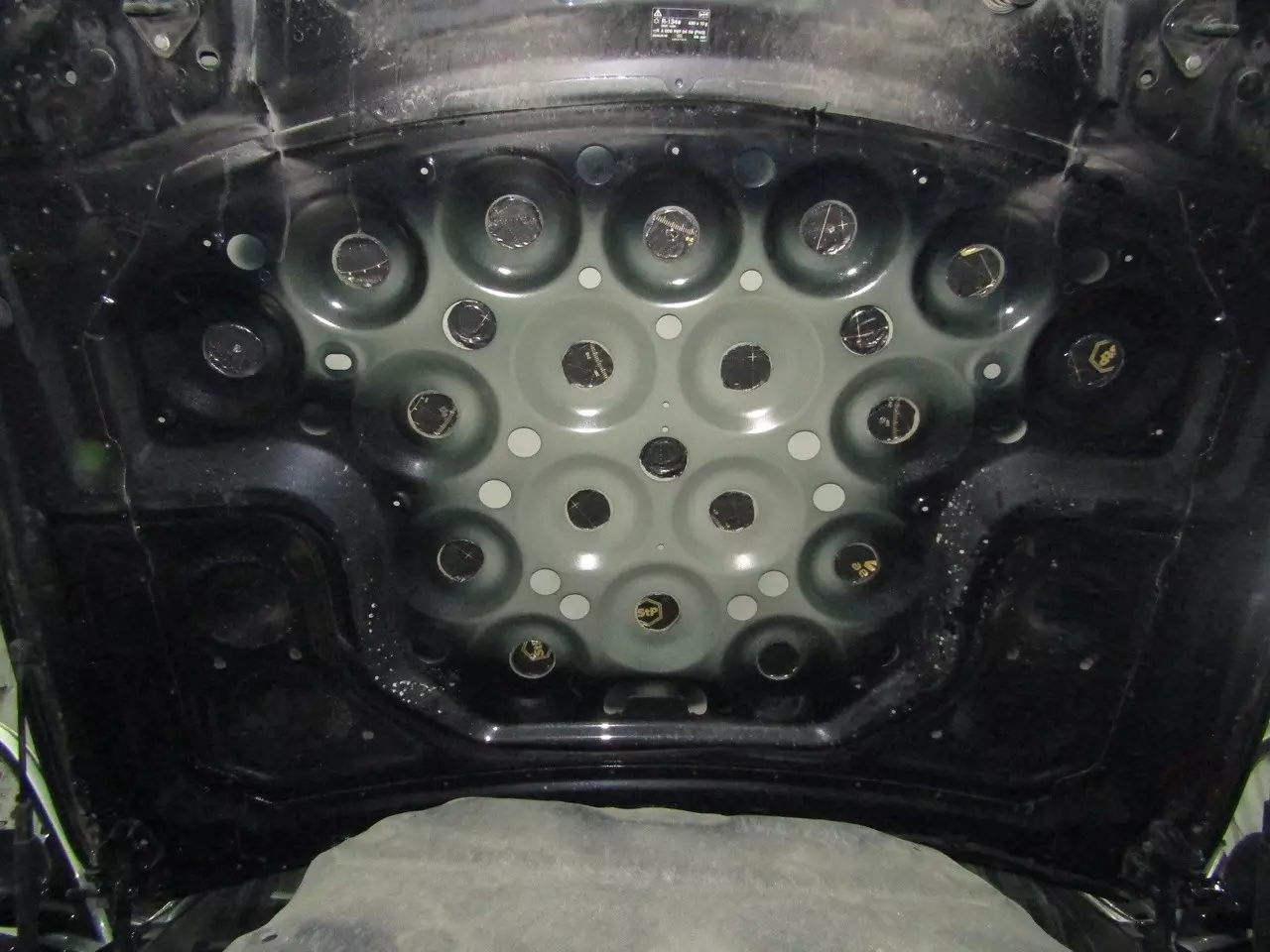 Шумоизоляция Mercedes Benz W213 StopShum