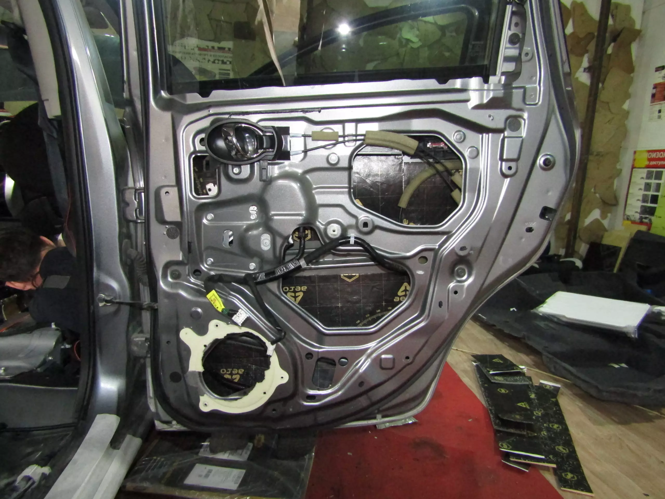 Шумоизоляция nissan note Stopshum