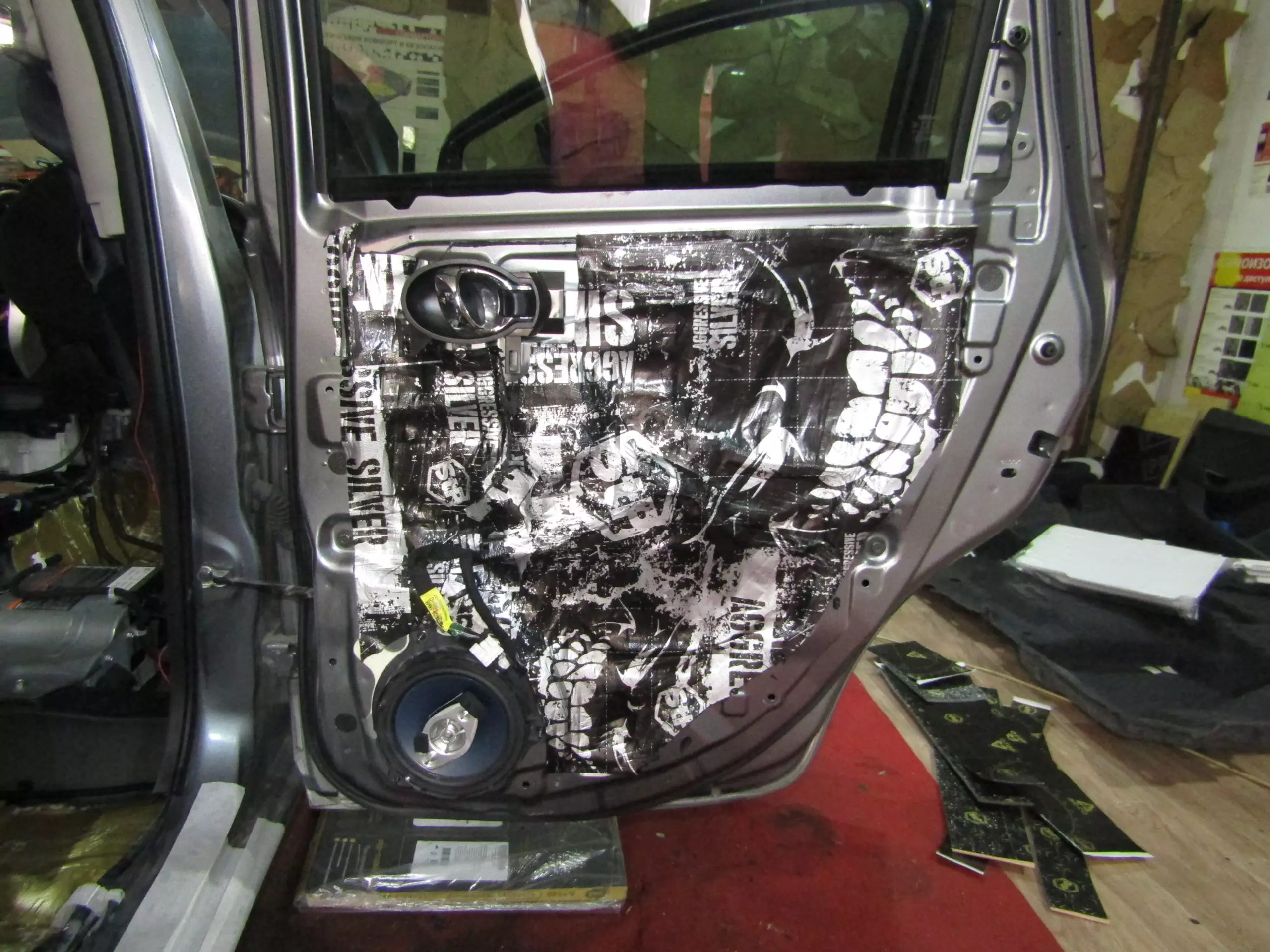 Шумоизоляция nissan note Stopshum