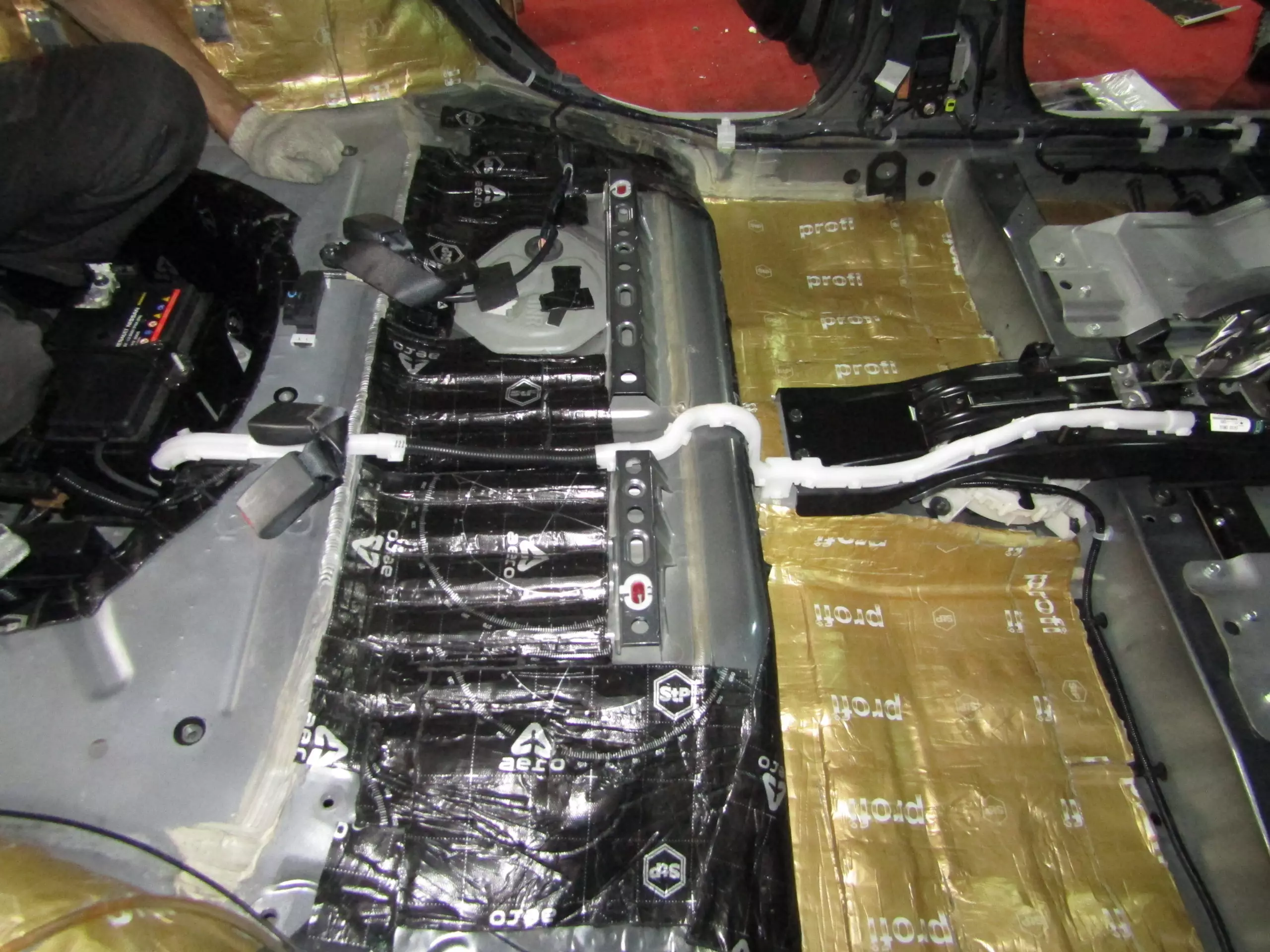 Шумоизоляция nissan note Stopshum
