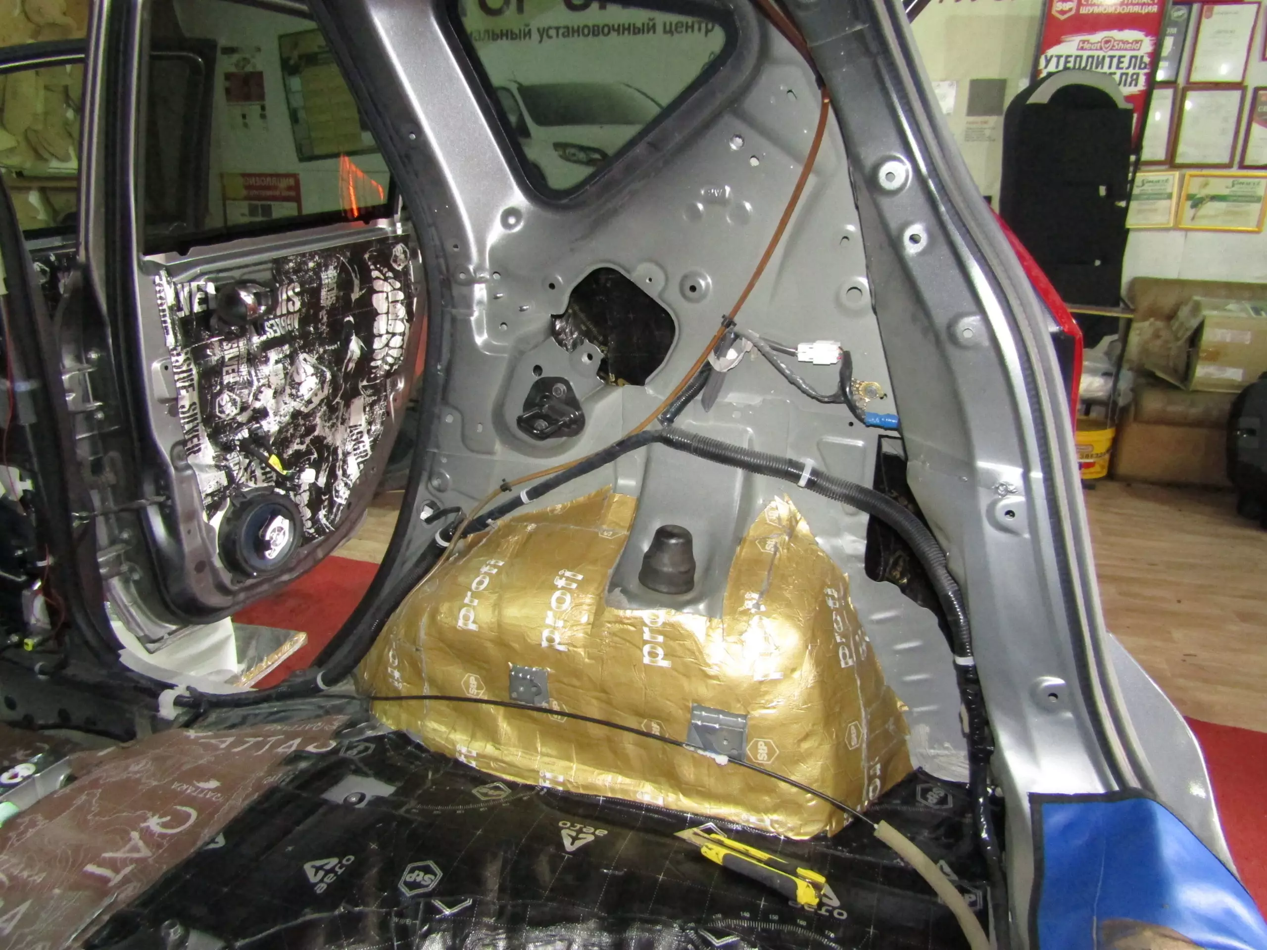 Шумоизоляция nissan note Stopshum