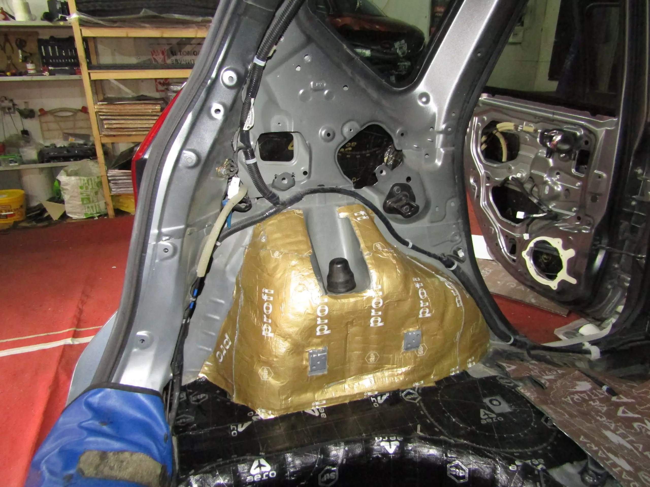Шумоизоляция nissan note Stopshum