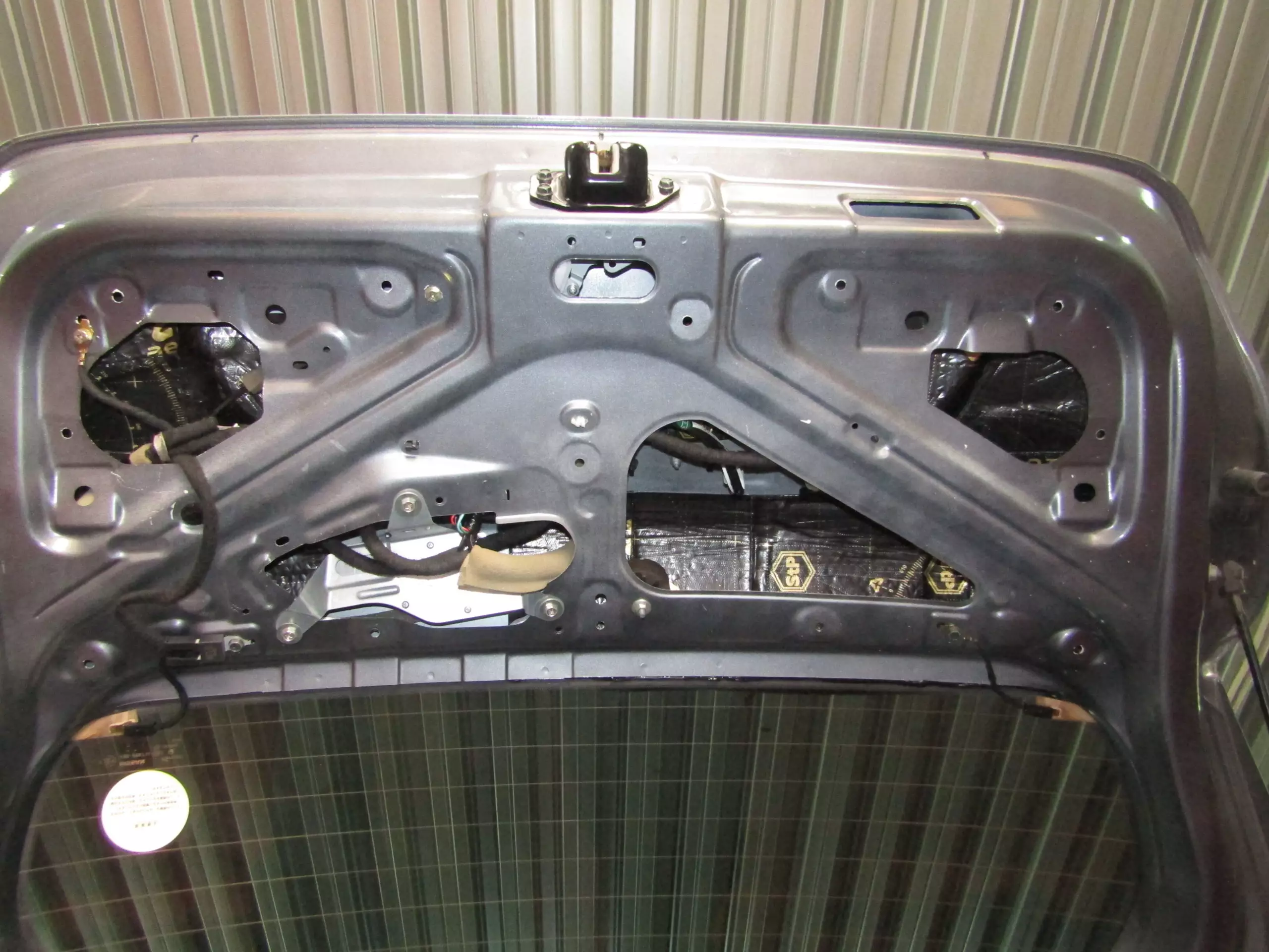 Шумоизоляция nissan note Stopshum