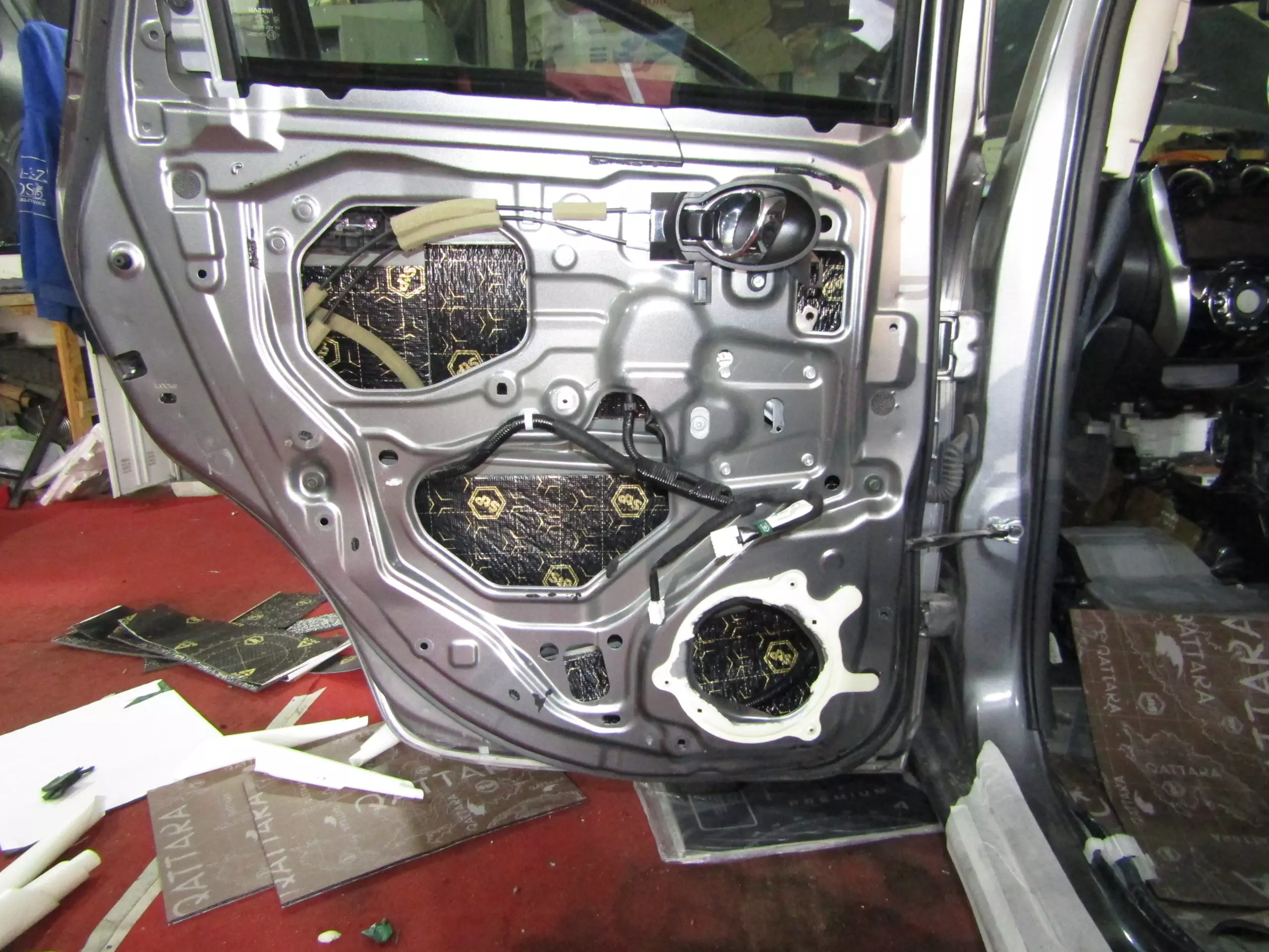 Шумоизоляция nissan note Stopshum