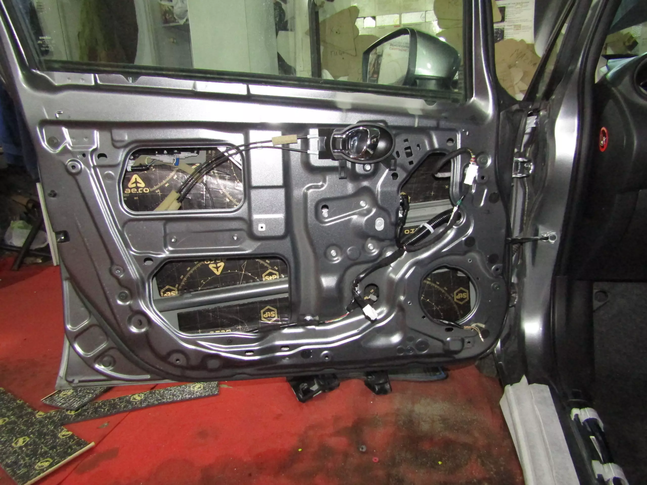 Шумоизоляция nissan note Stopshum