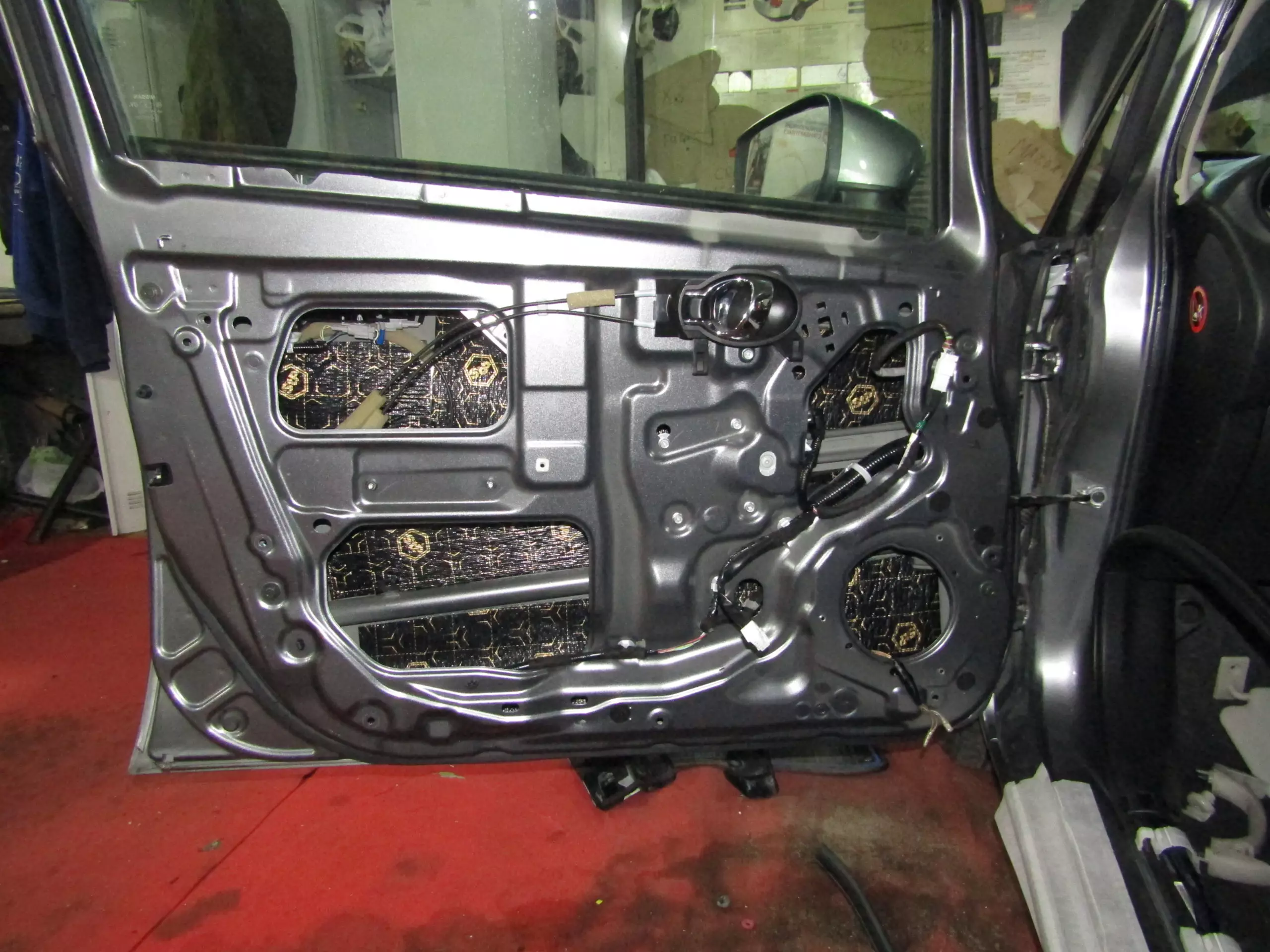 Шумоизоляция nissan note Stopshum
