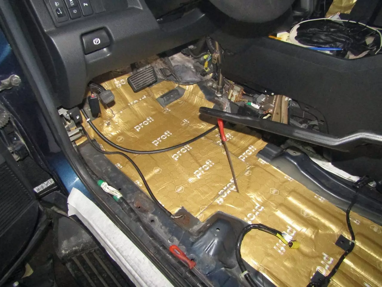 Шумоизоляция Honda Pilot Stop Shum