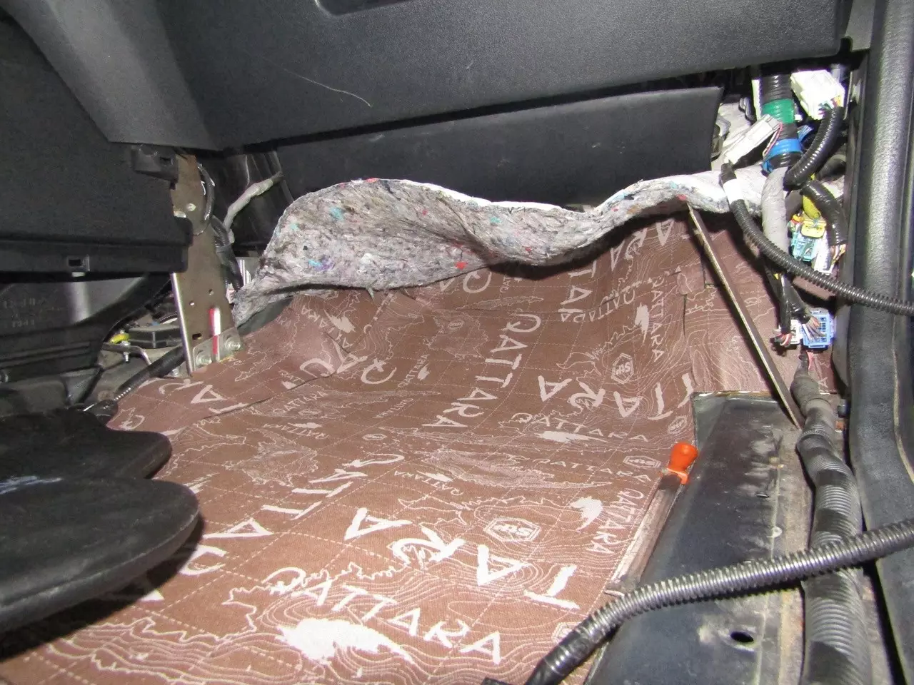 Шумоизоляция Honda Pilot Stop Shum