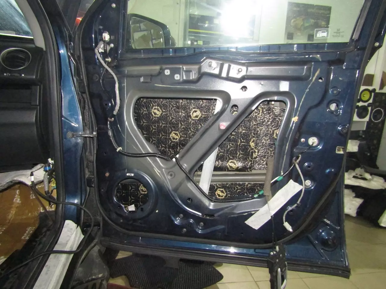 Шумоизоляция Honda Pilot Stop Shum