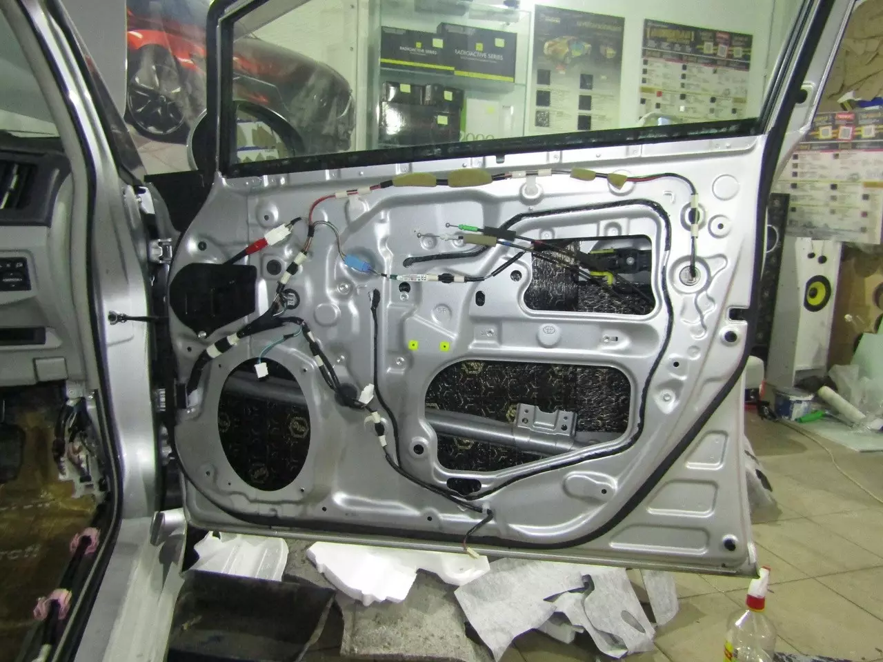 Шумоизоляция Toyota Prius Xw30 Stop Shum