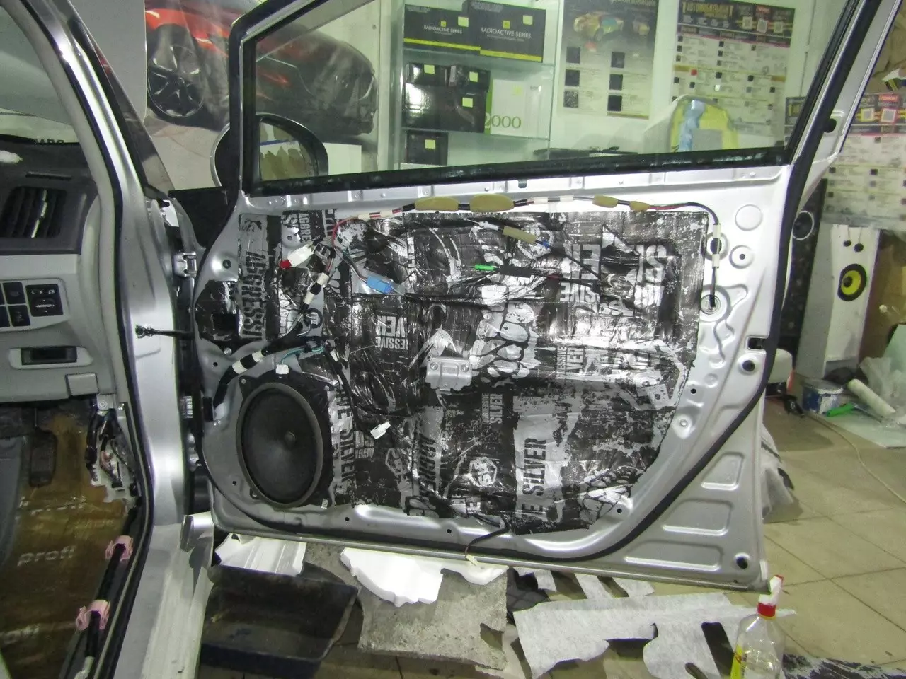 Шумоизоляция Toyota Prius Xw30 Stop Shum