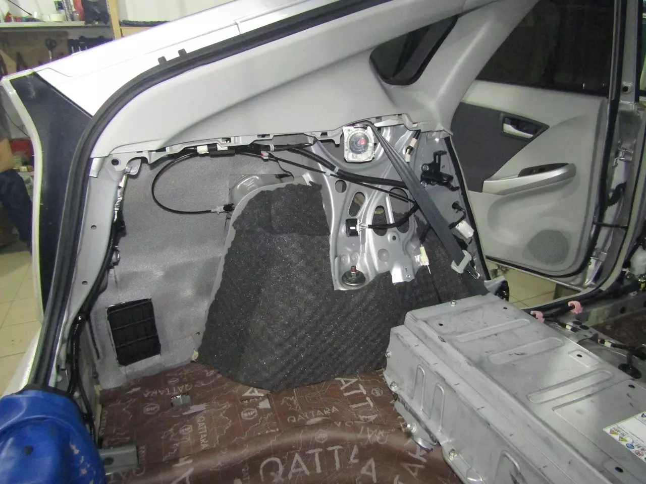 Шумоизоляция Toyota Prius Xw30 Stop Shum