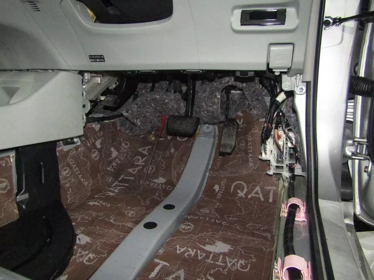 Шумоизоляция Toyota Prius Xw30 Stop Shum