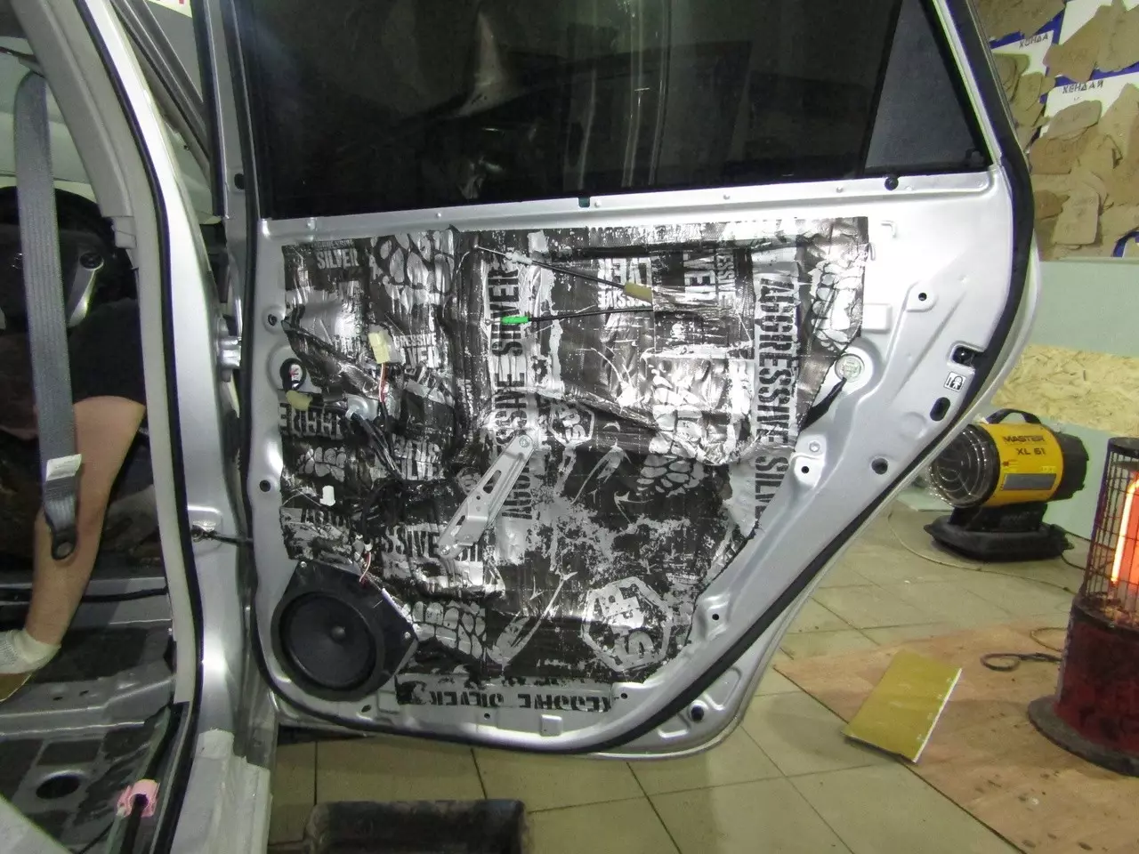 Шумоизоляция Toyota Prius Xw30 Stop Shum