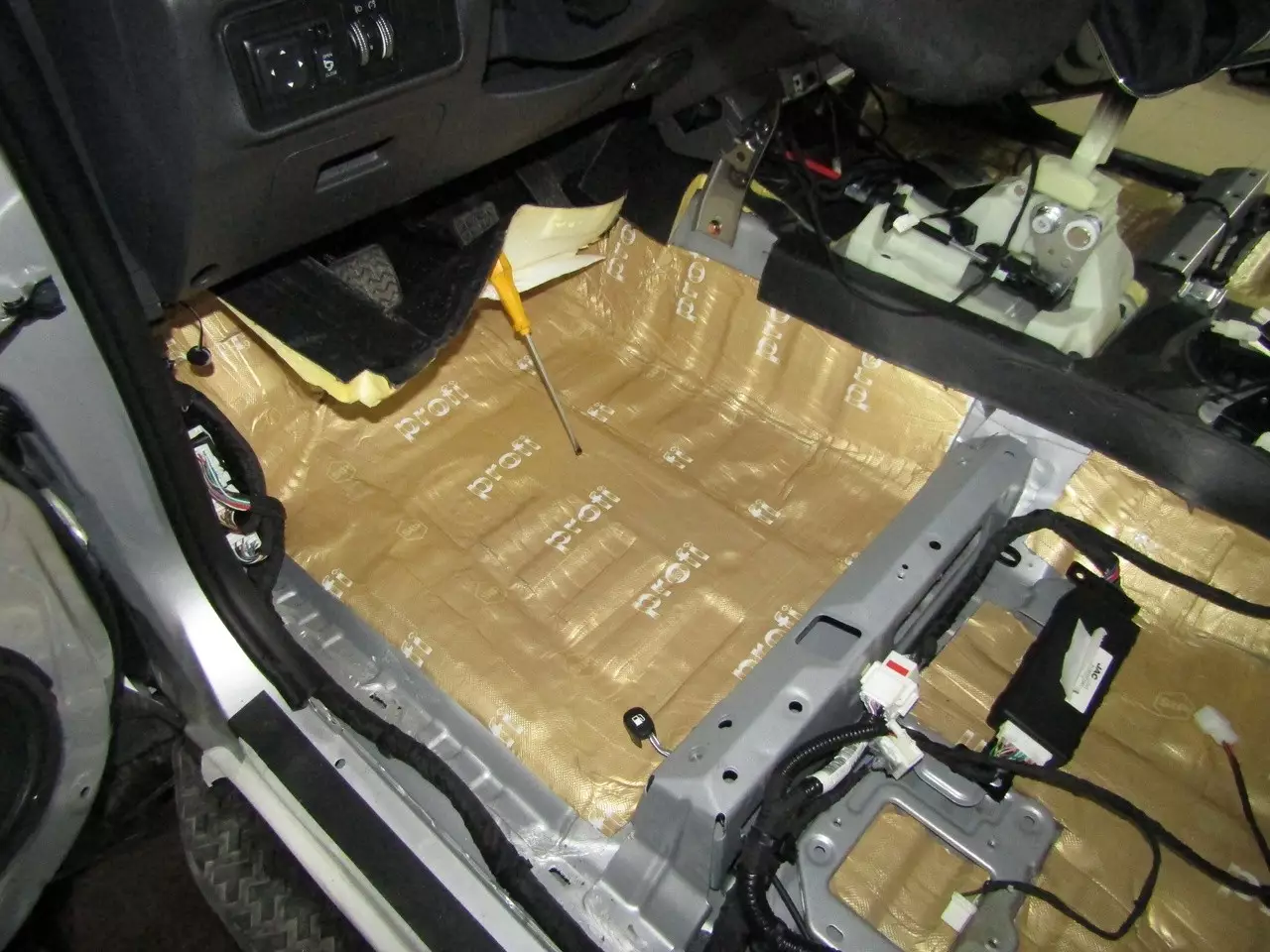 Шумоизоляция Jac T8 Stop Shum