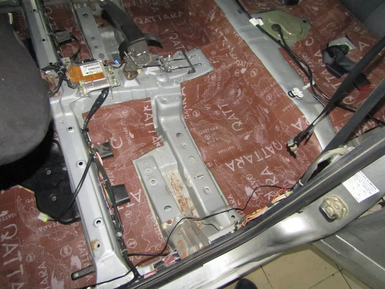 Шумоизоляция Nissan Almera N16 Stop Shum