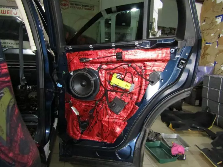 Шумоизоляция Land Rover Freelander 2 Stop Shum