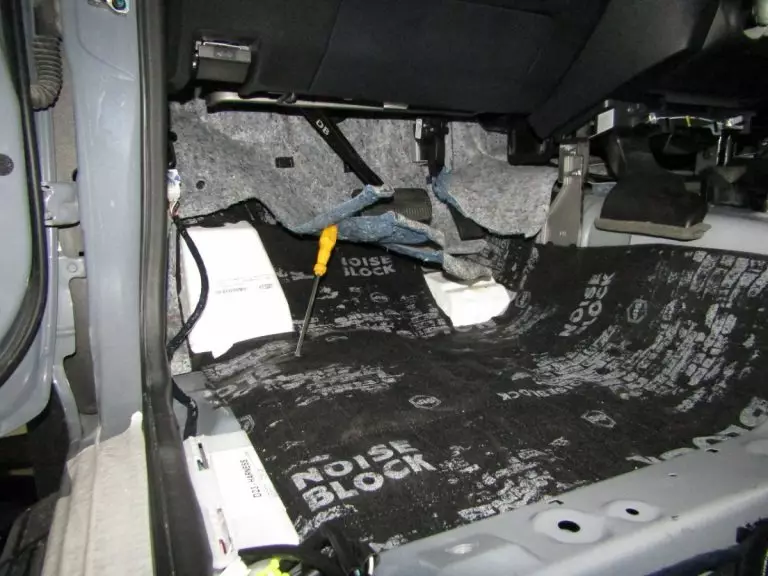 Шумоизоляция Nissan Navara D27 Stop Shum